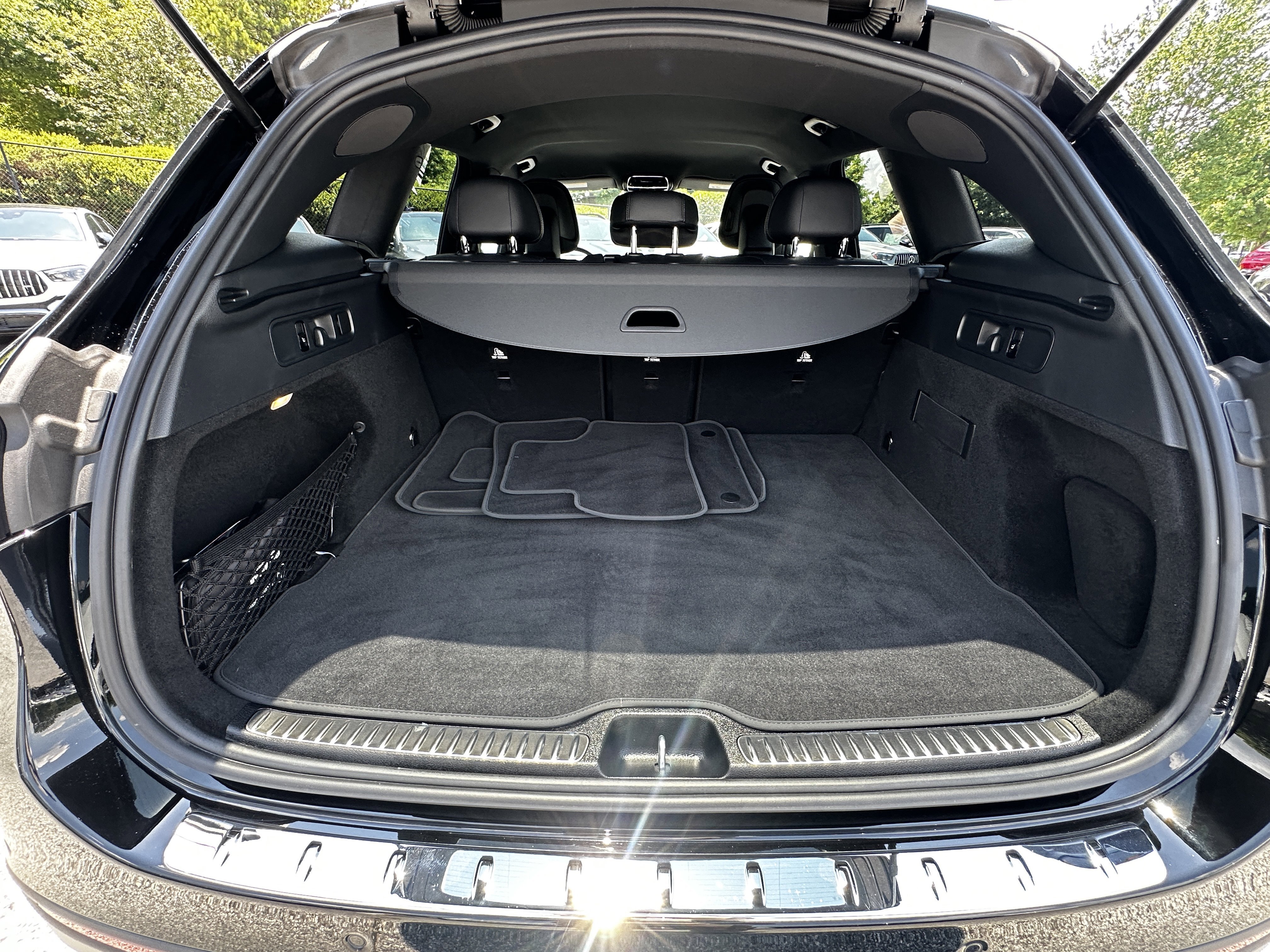 Certified Used 2026 Black Mercedes-Benz GLC 300 image 21