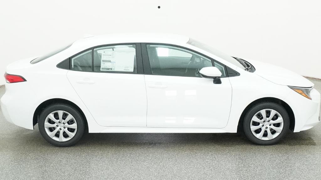 New 2026 Ice Cap Toyota LE image 8