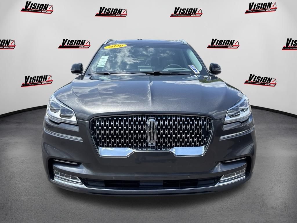 Used 2020 Gray Lincoln Reserve image 2