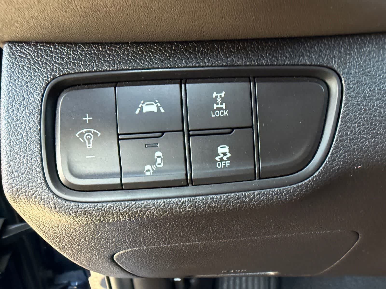 Used 2019 Stormy Sea Hyundai SE image 6