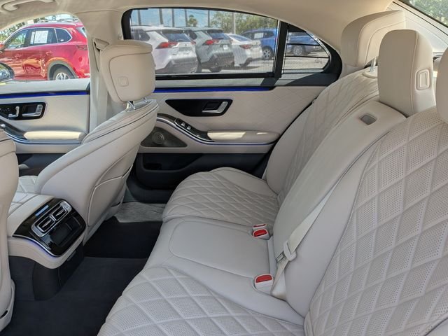 Used 2023 Black Mercedes-Benz S 580 image 15