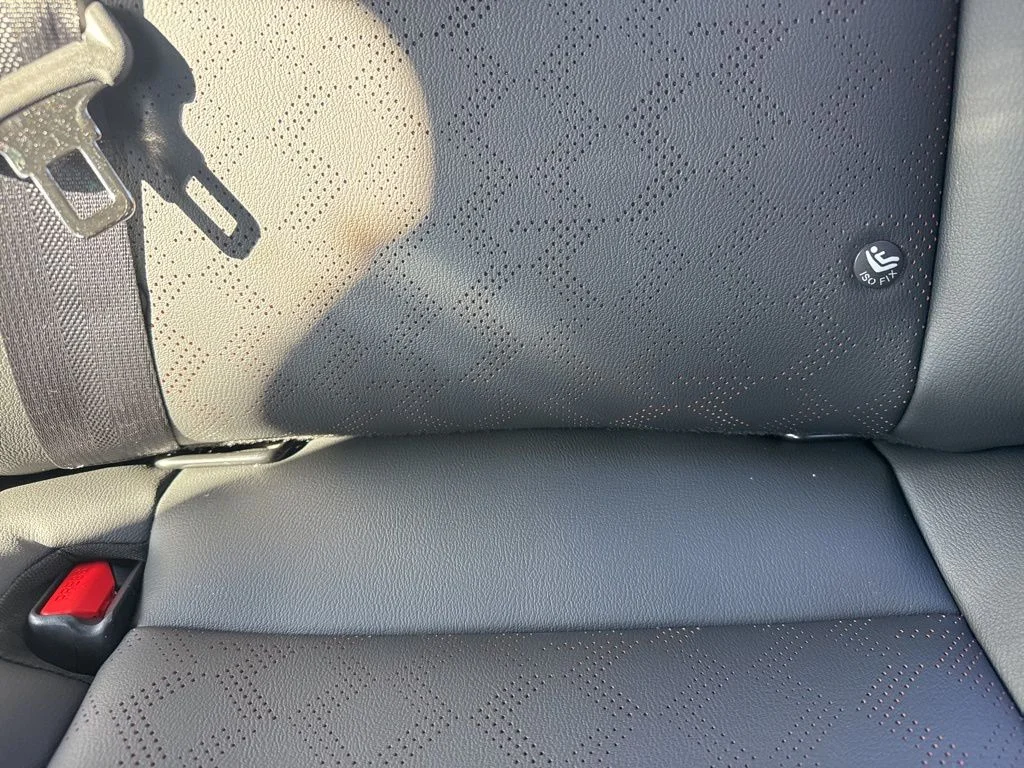 2026 Nissan Sentra SR - Photo 16