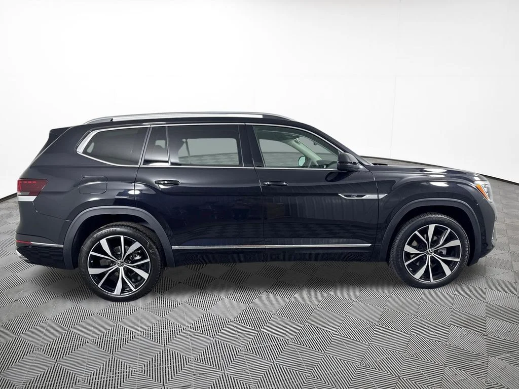New 2026 Black Volkswagen 2.0T SEL Premium R-Line image 5