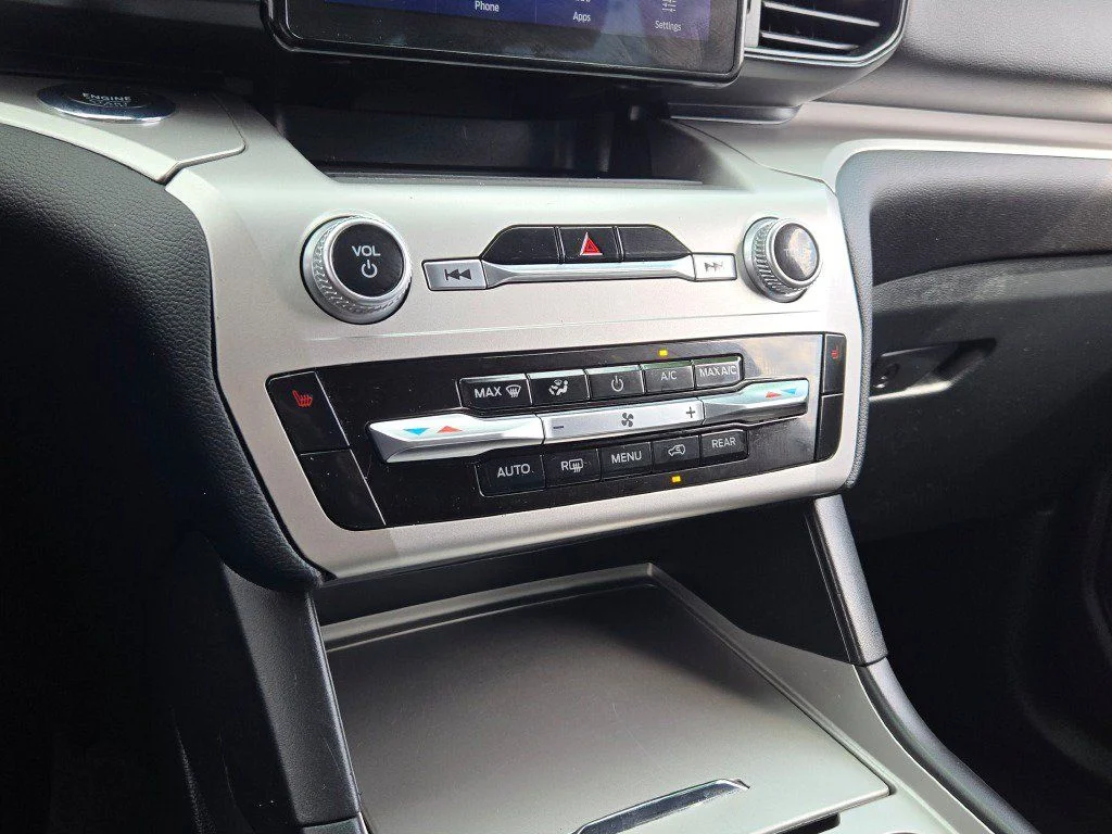 2022 Ford Explorer XLT - Photo 25