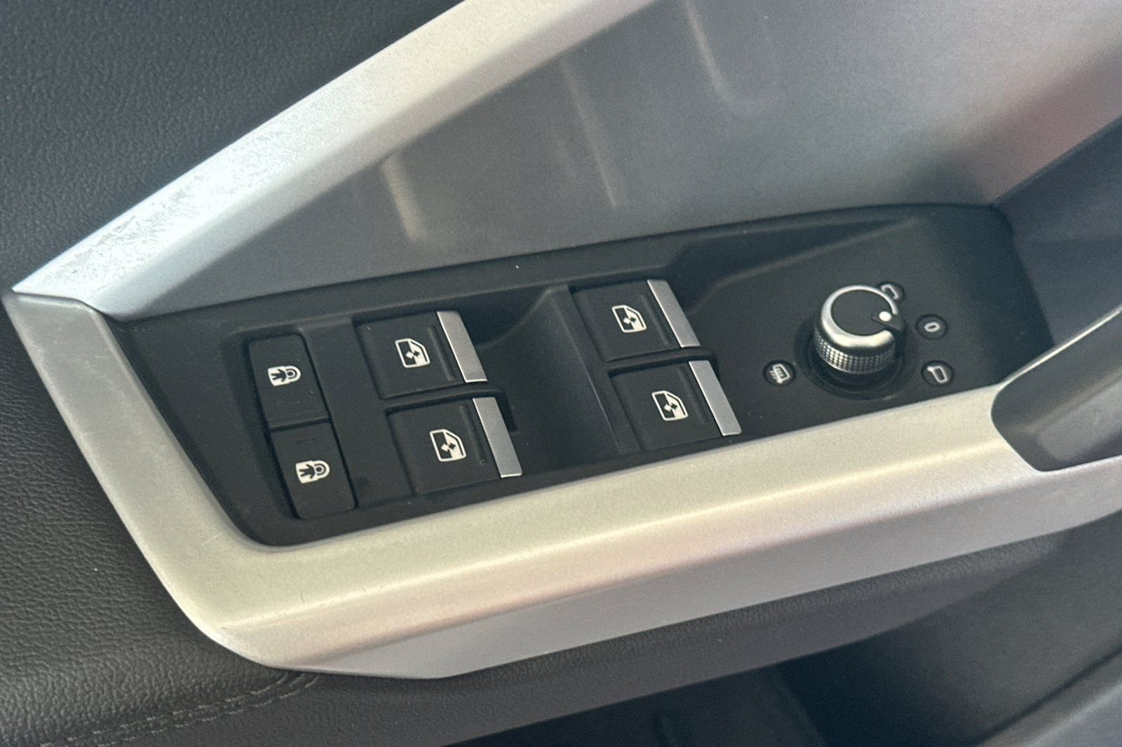 Used 2025  Audi Premium image 11