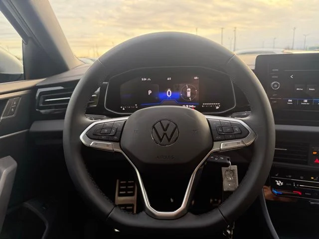 2026 Volkswagen Jetta Sport - Photo 13
