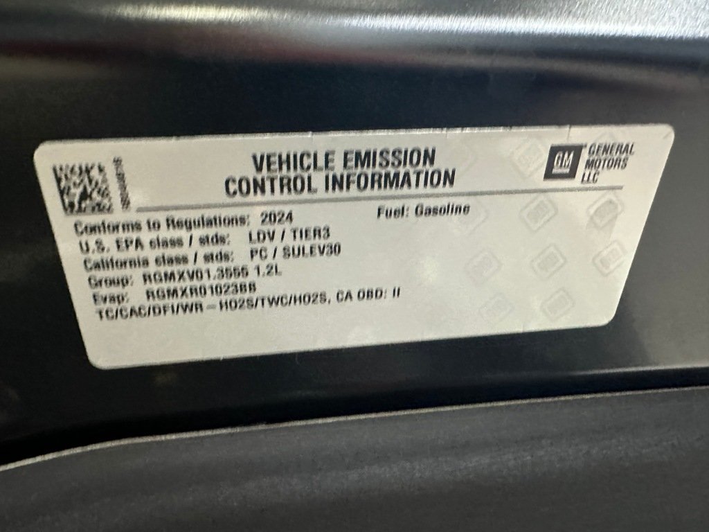 Certified Used 2024 Ebony Twilight Metallic Buick Avenir image 40