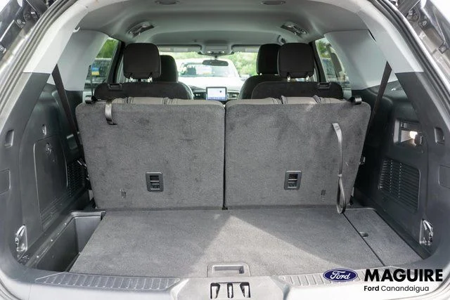 2023 Ford Explorer XLT - Photo 10