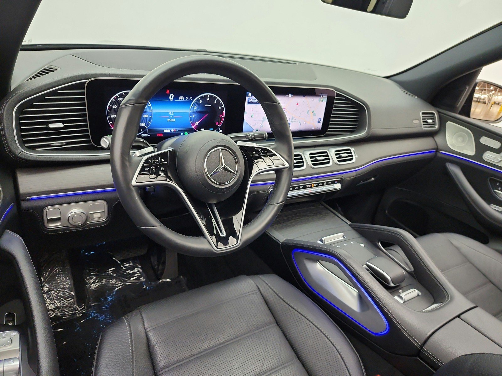 Certified Used 2024 Obsidian Black Metallic Mercedes-Benz GLE 580 4MATIC® SUV image 14
