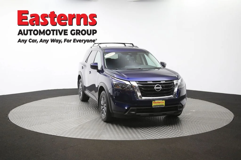 Used 2023 Blue Nissan SV image 54
