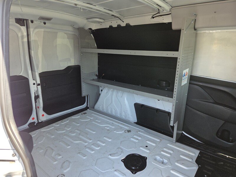 Used 2022 White Ram Base image 19