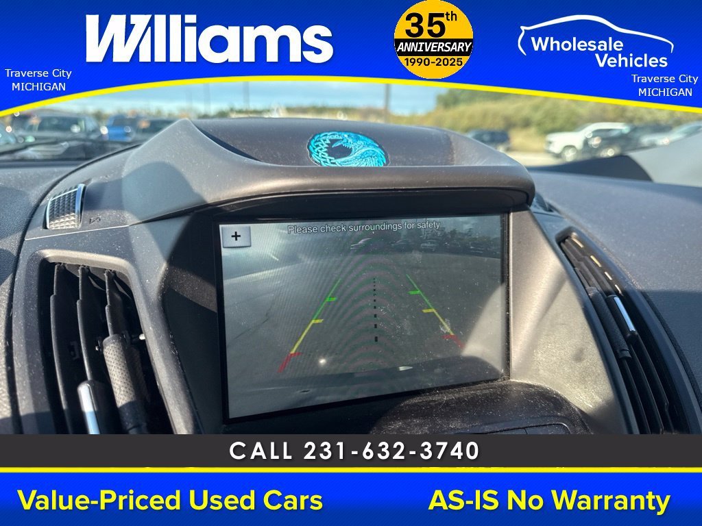 Used 2019  Ford SE image 35