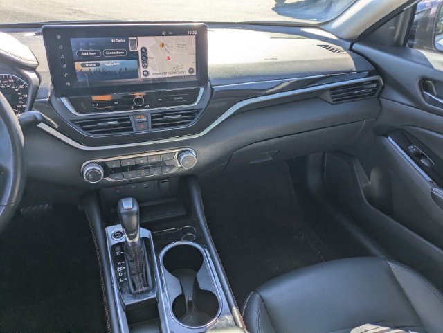 Used 2024 Gray Nissan 2.5 SR image 14