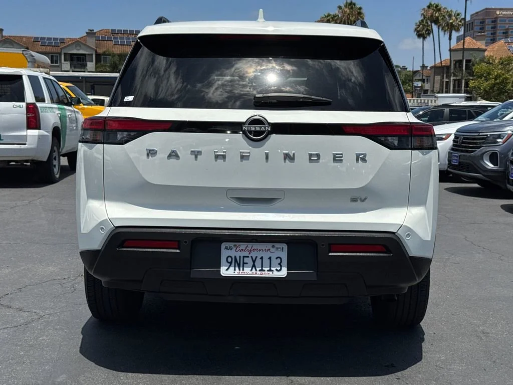 Used 2024 White Nissan SV image 10