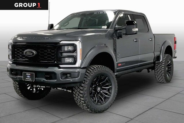 New 2026 Ford Super Duty F-250® Lariat® Black Widow Edition