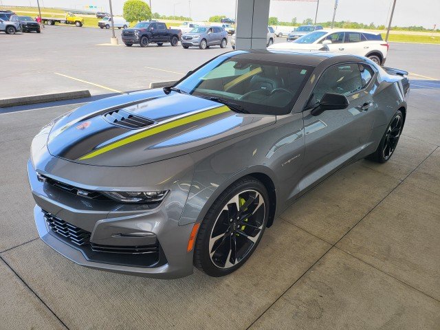 Used 2020 SATIN STEEL GRAY METALLIC Chevrolet 2SS image 13