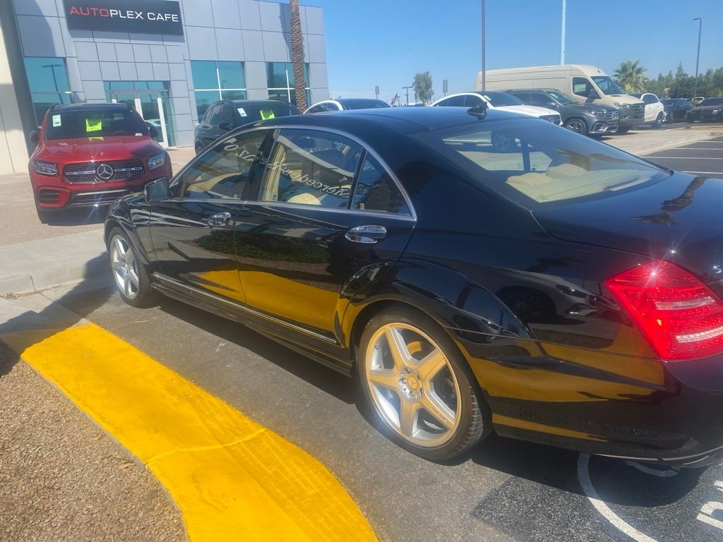 Used 2011 Black Mercedes-Benz S 550 image 5