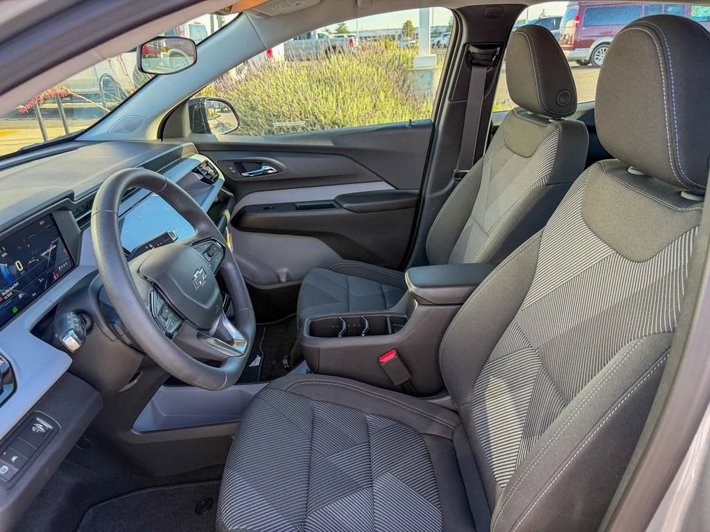 New 2027 Sterling Grey Metallic Chevrolet LT image 10