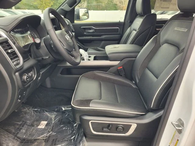 New 2026 Bright White Clear-Coat Exterior Paint RAM Laramie image 4