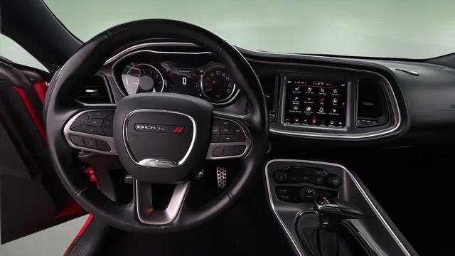 Used 2020 Red Dodge SXT image 10