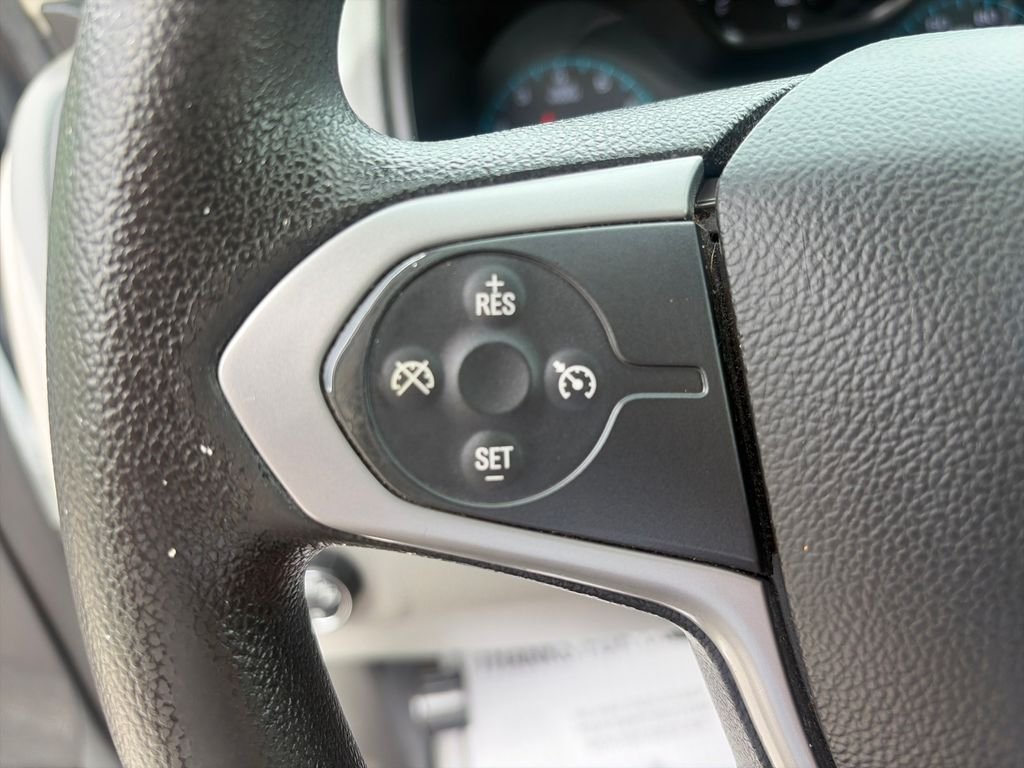 Used 2021 White GMC Elevation Standard image 32