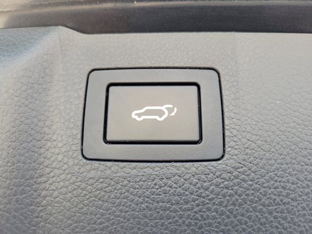 2017 Hyundai Santa Fe SE Ultimate - Photo 7