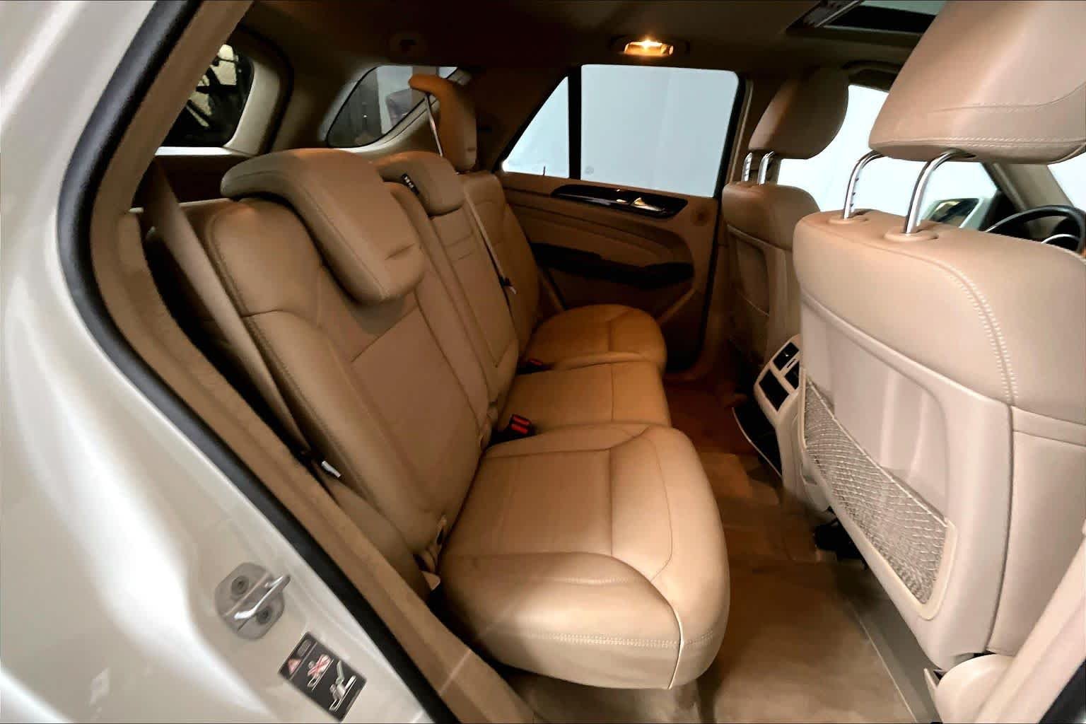 Used 2012 Arctic White Mercedes-Benz ML 350 image 20