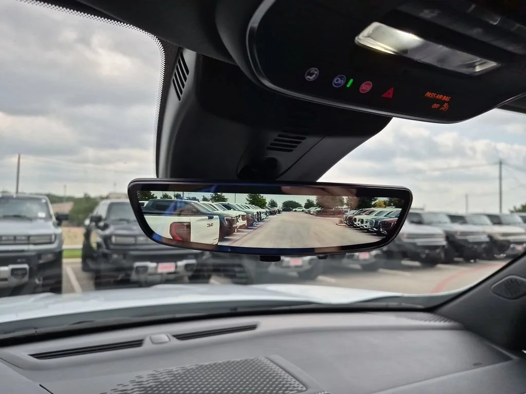 2026 GMC Acadia Denali - Photo 26