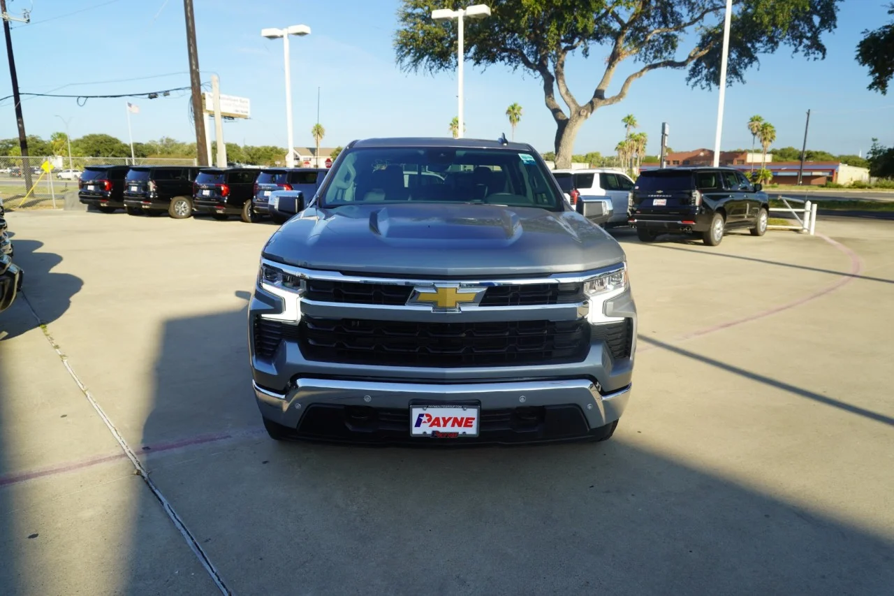 2026 Chevrolet Silverado 1500 LT - Photo 2
