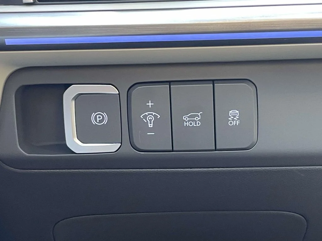 New 2026 Silver Hyundai Calligraphy image 19