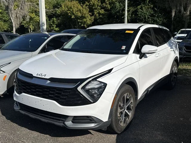 Used 2023 White Kia EX image 11
