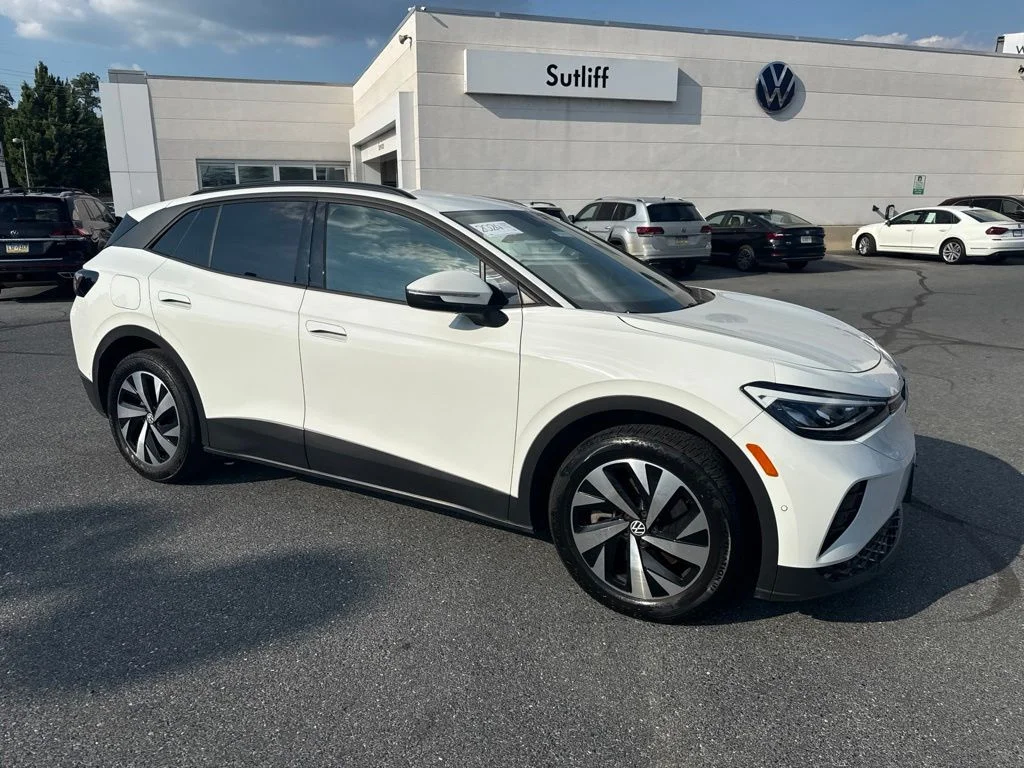 Certified Used 2024 Pure White Volkswagen Standard image 35