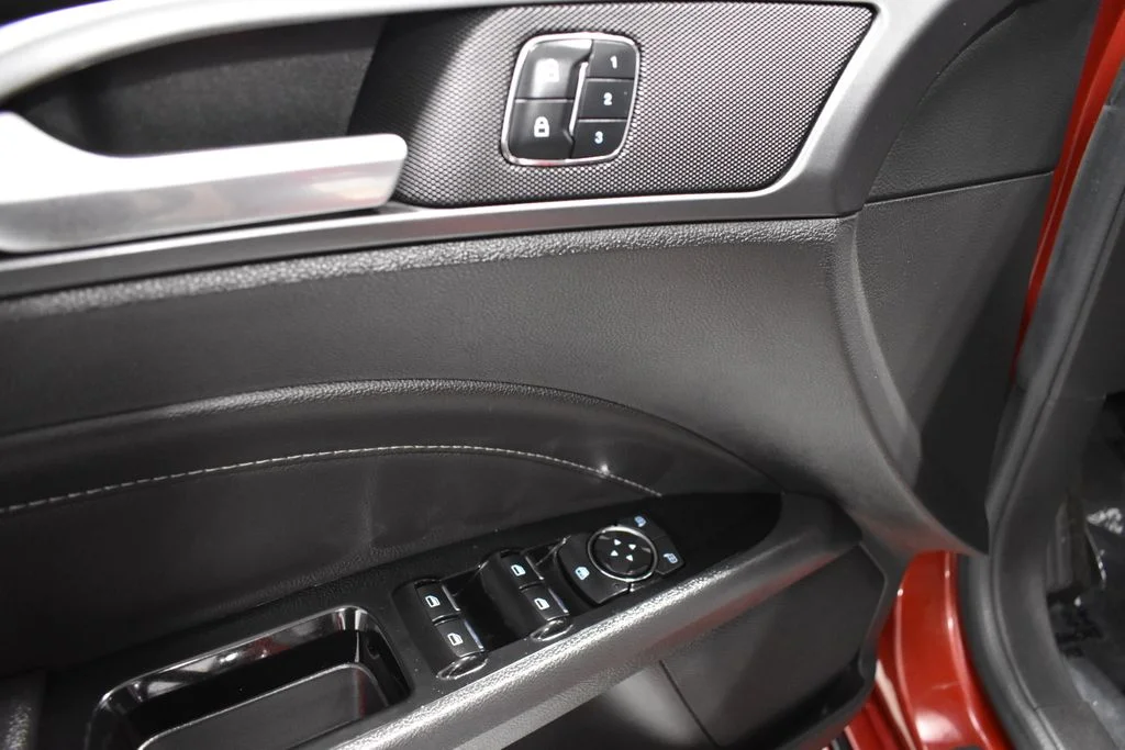 Used 2016 Red Ford Titanium image 15