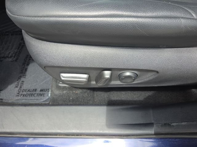 2021 Toyota Highlander XLE - Photo 12