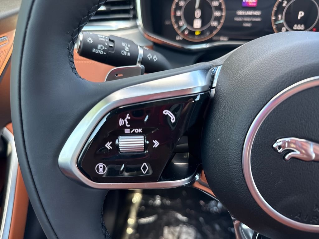 2026 Jaguar F-Pace R-Dynamic S - Photo 20