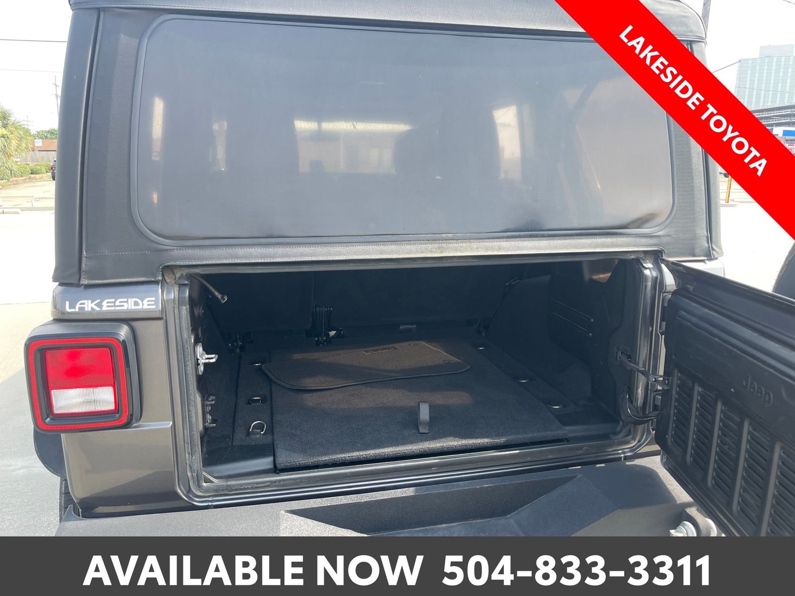 Used 2019 Gray Jeep Unlimited Sport S image 14
