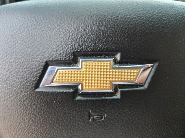 Used 2020 White Chevrolet LT image 32