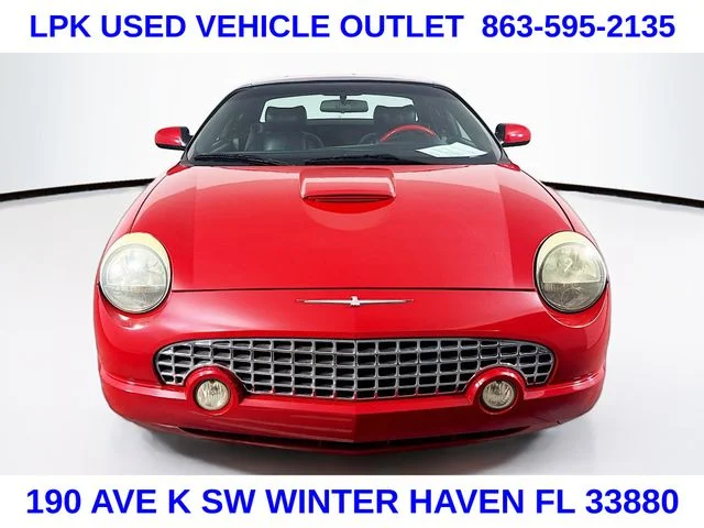 Used 2004  Ford Base image 2