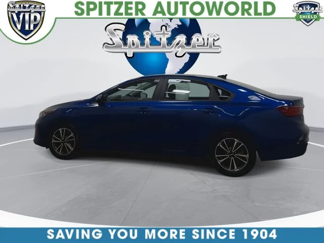 Used 2023 Blue Kia LXS image 7
