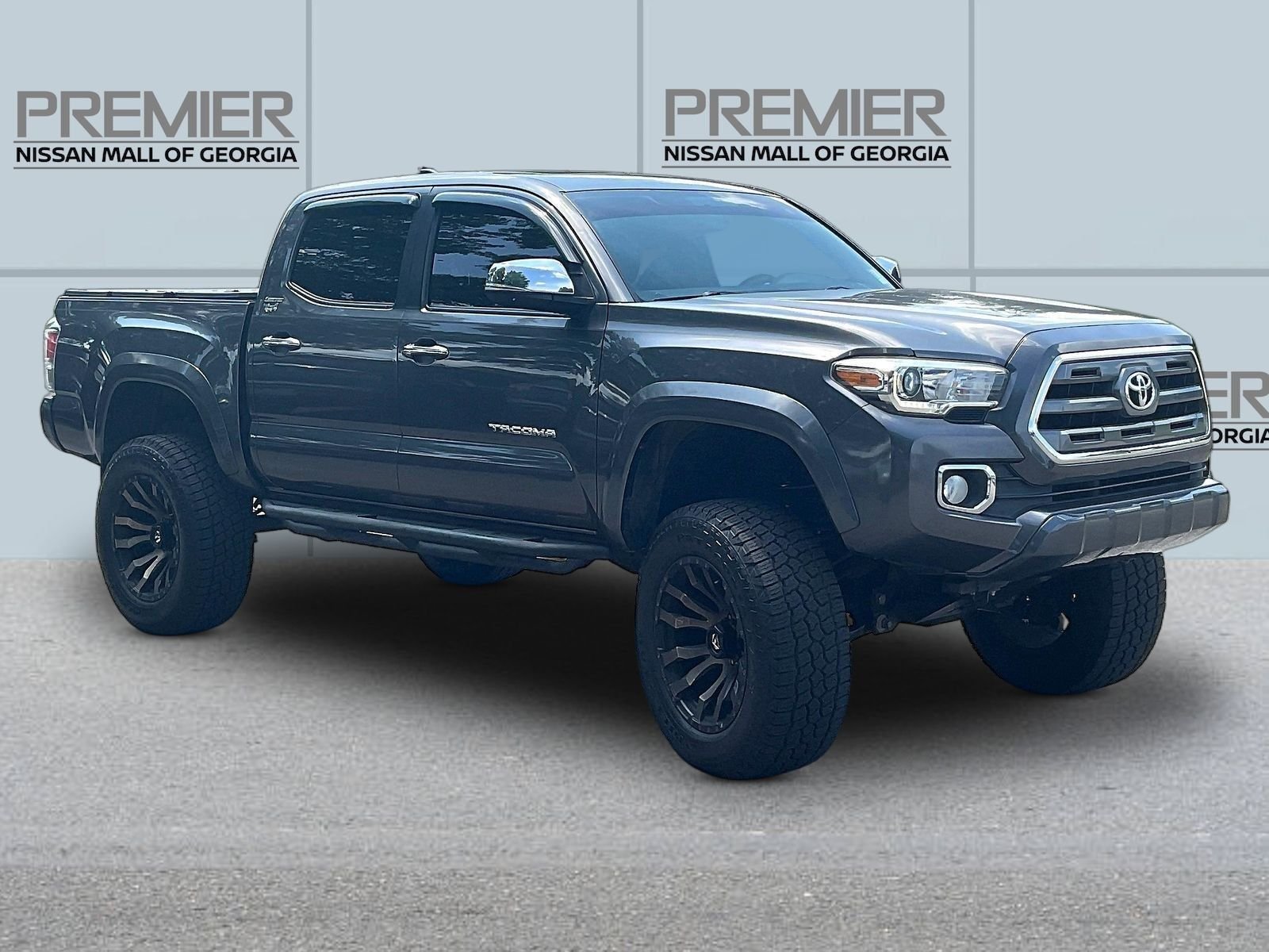Used 2016 Gray Toyota Limited image 3