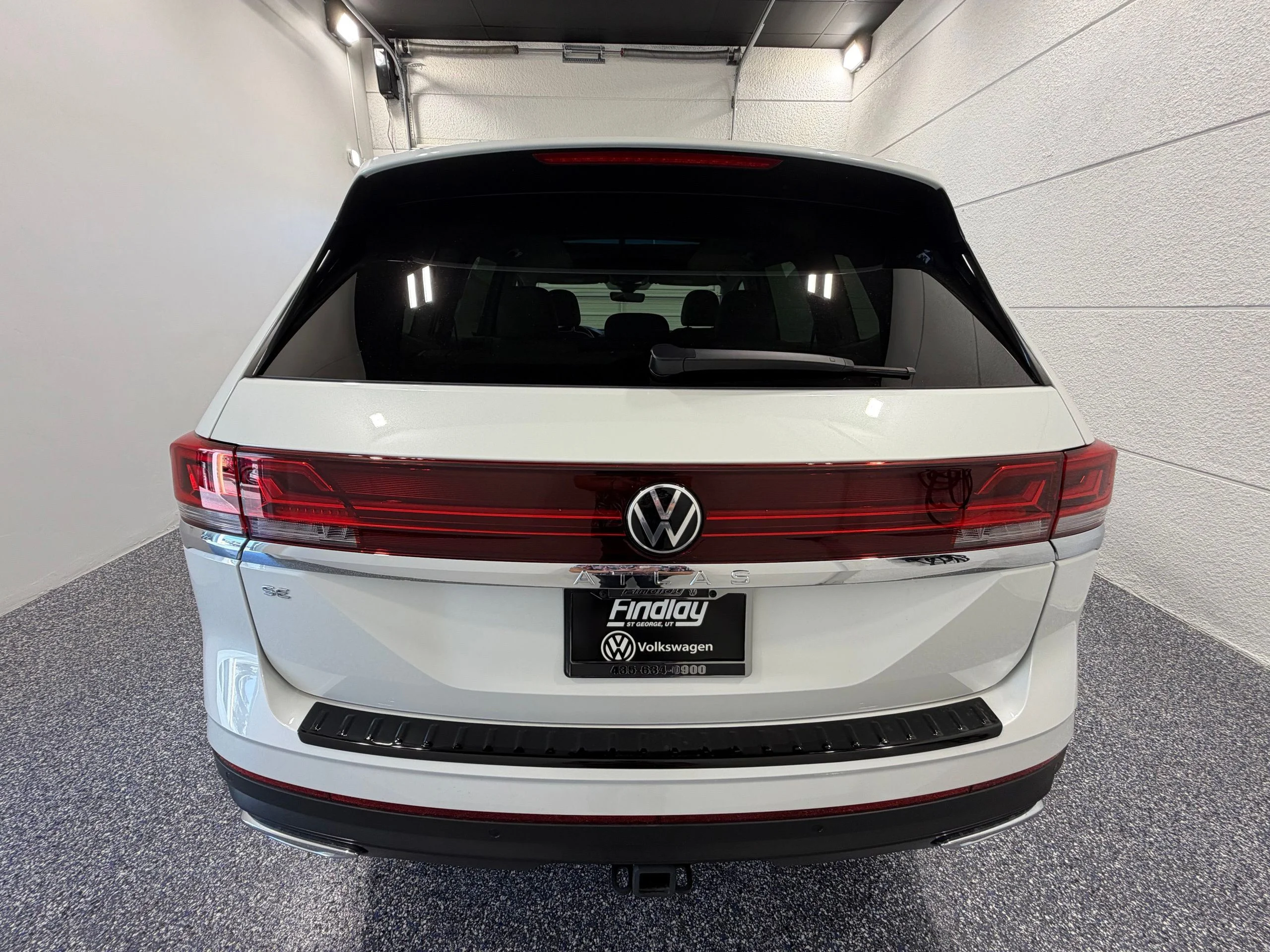 New 2026 White Volkswagen 2.0T SE w/Technology image 5