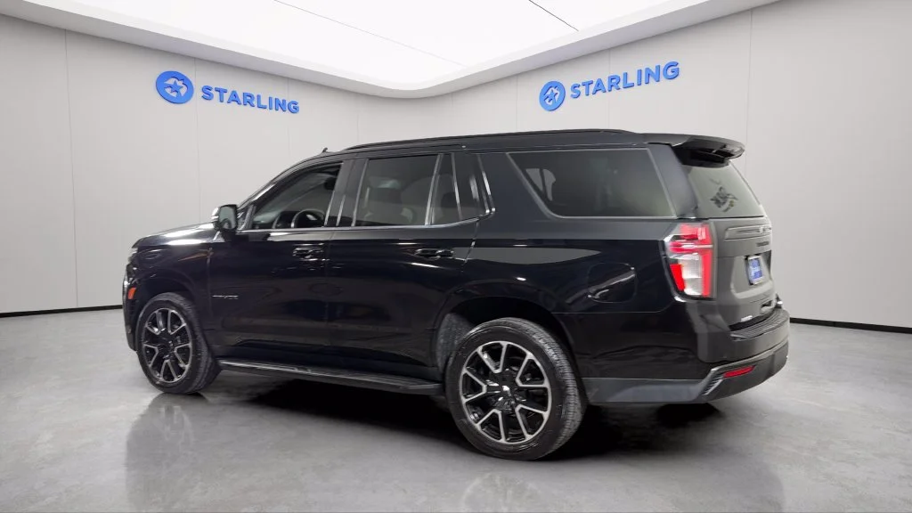 Used 2021 BLACK Chevrolet RST image 4