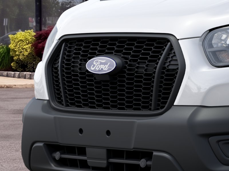 New 2027 Oxford White Ford Passenger Van XL image 17