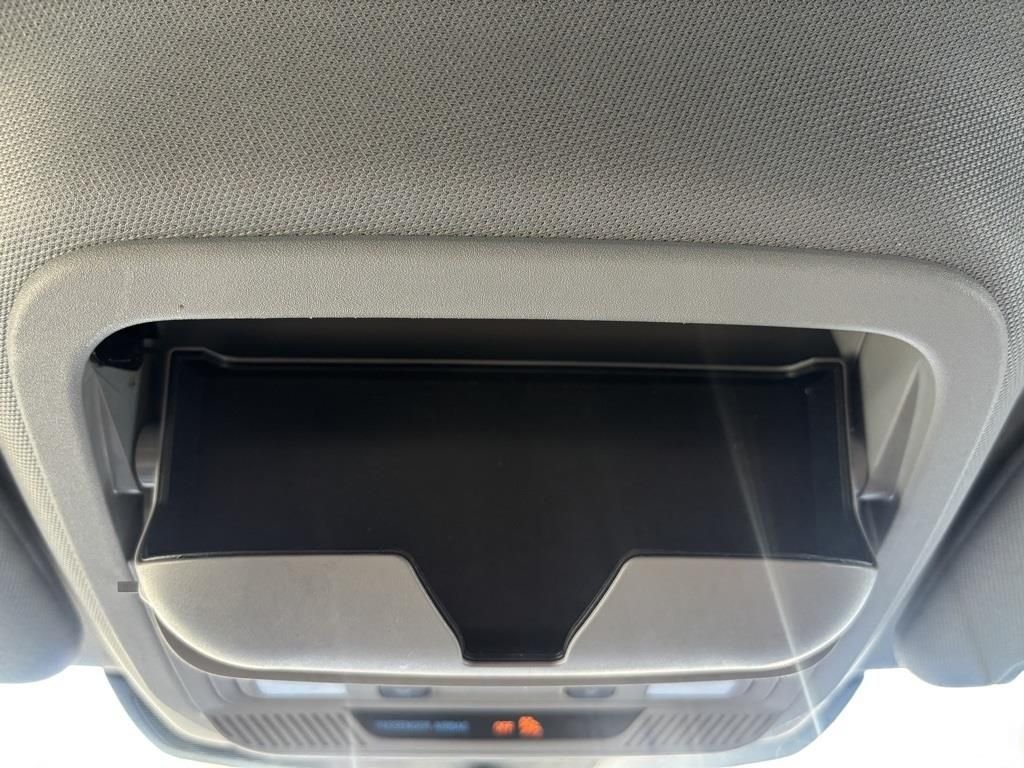 Certified Used 2022 Black Metallic Ford XLT image 40