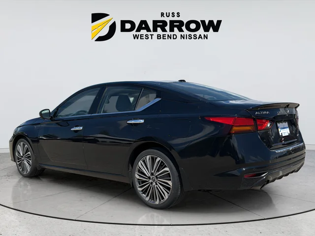 Certified Used 2023 Black Nissan 2.5 SL image 3