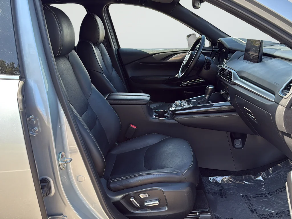 Used 2020 Silver Mazda Grand Touring image 22