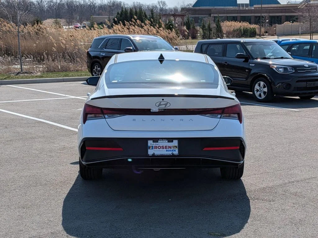 New 2026 White Hyundai SEL Sport image 6
