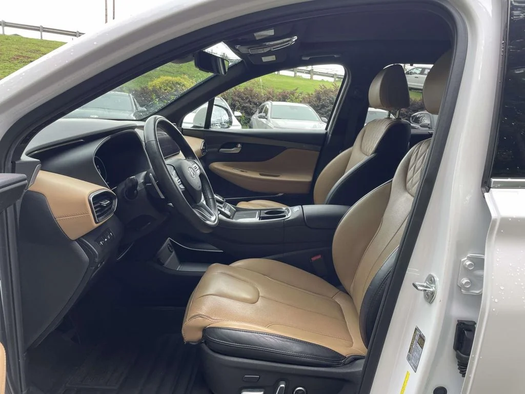 Used 2022 Gray Hyundai Calligraphy image 18