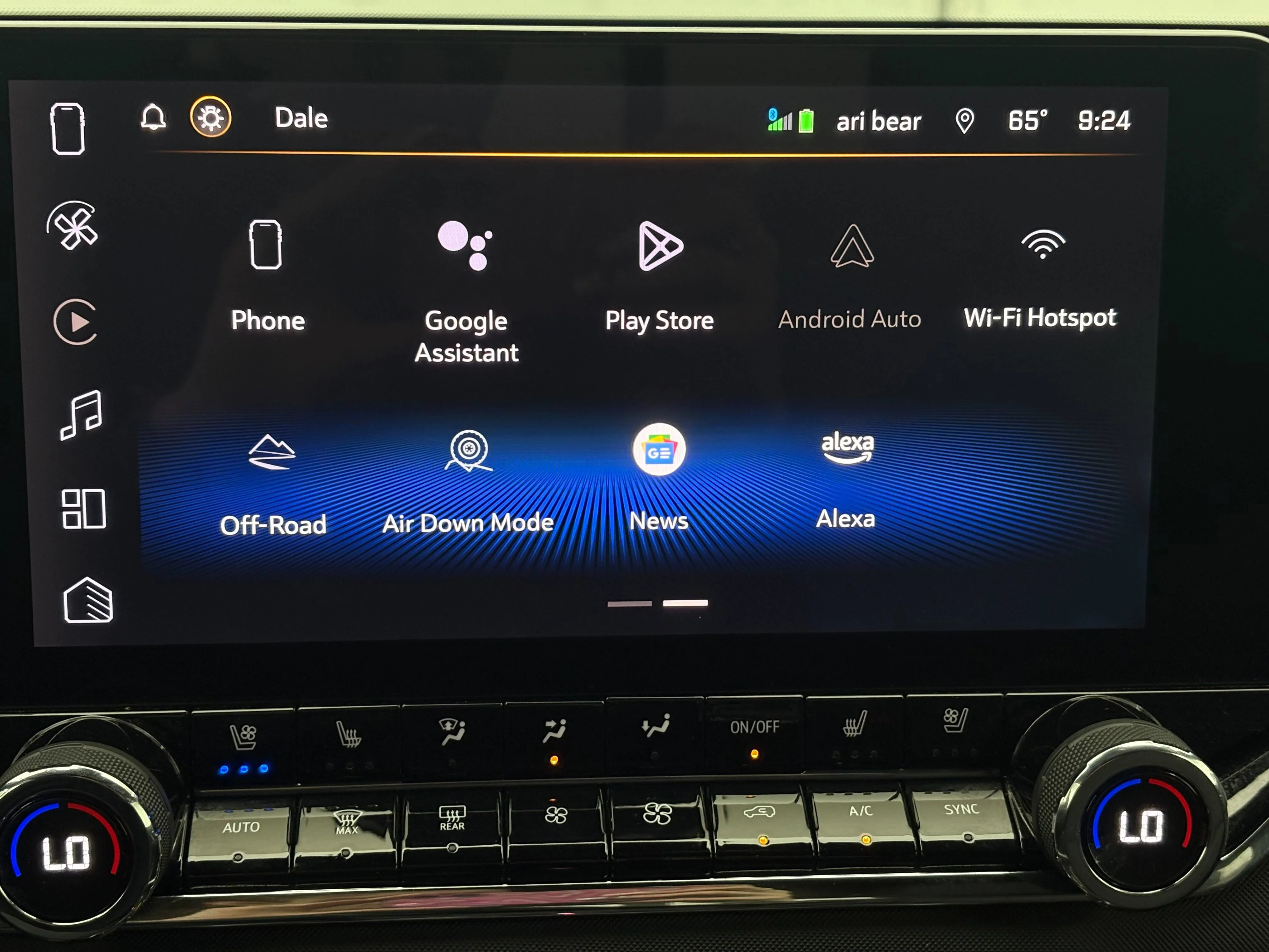 Used 2023 Sand Dune Metallic Chevrolet Z71 image 24