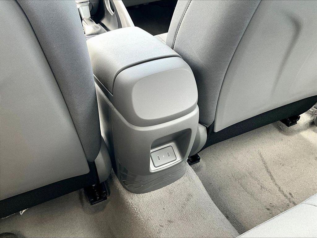 New 2026 White Hyundai SEL Sport image 16